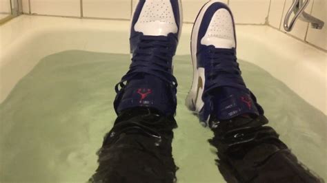 how to dry wet jordans.